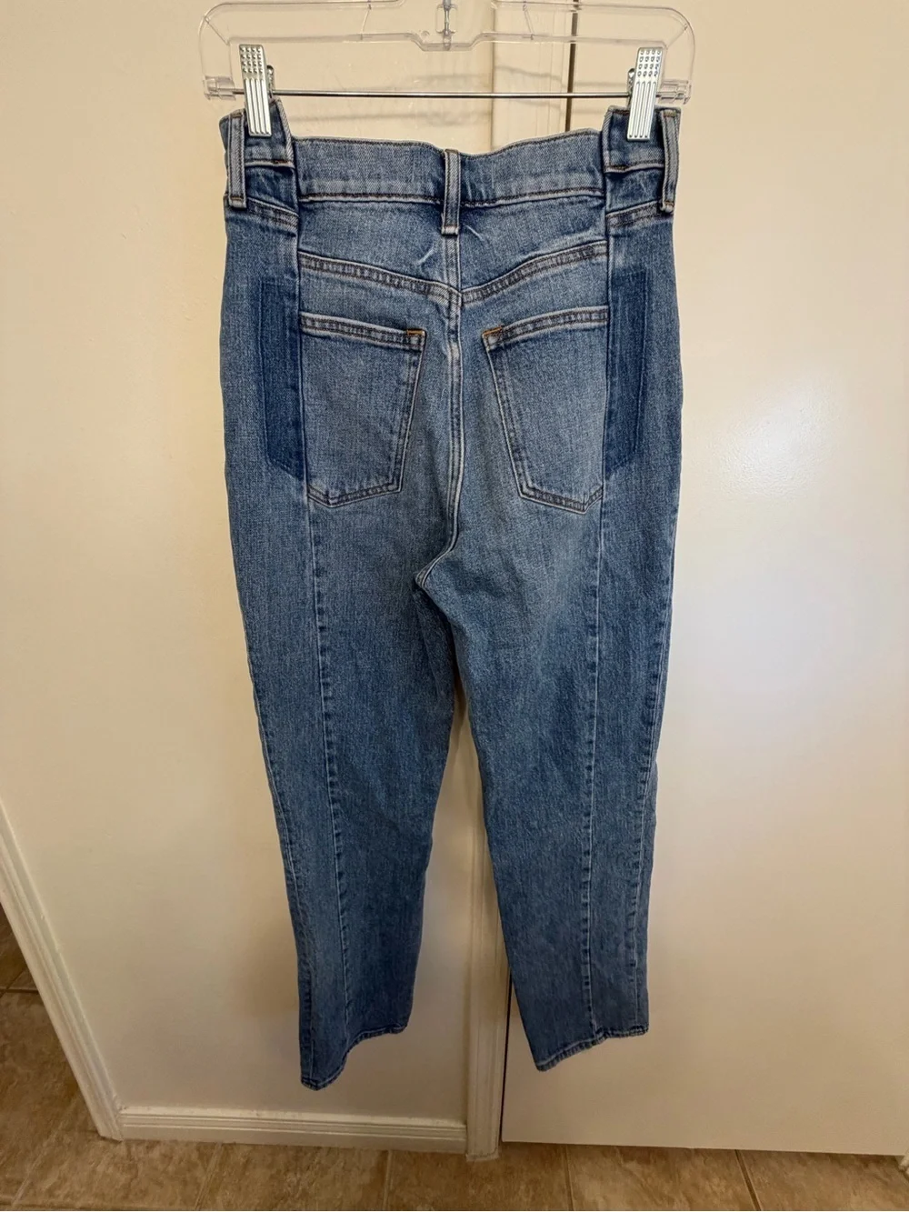 Abercrombie & Fitch Women's 90s Straight Ultra High Rise Jeans Size 28